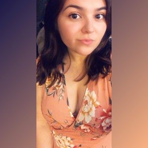 Meet your Posher, Cristina